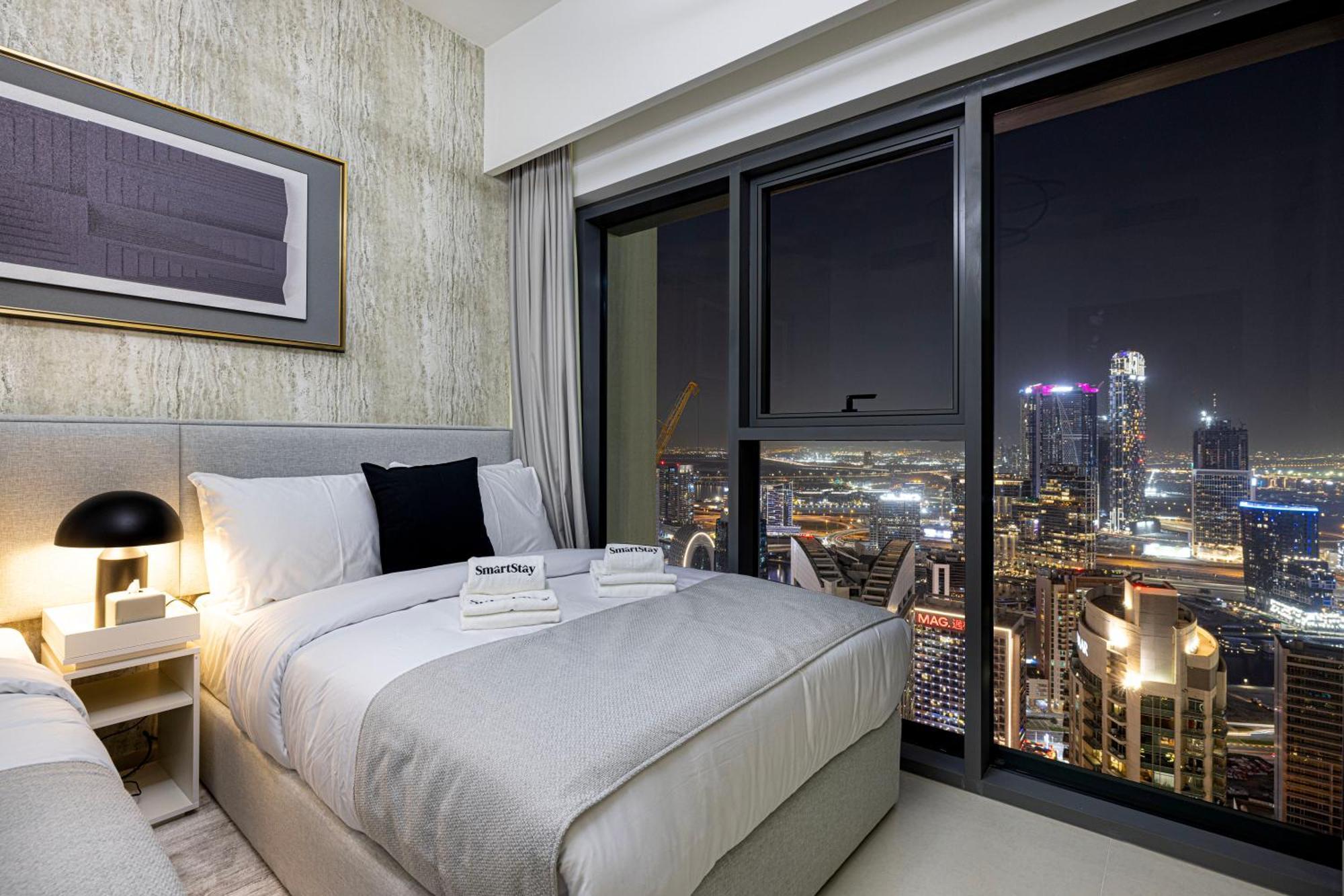 Smartstay At Burj Royale - Full Burj Khalifa View - Brand New Luxury Apartments Dubaj Kültér fotó