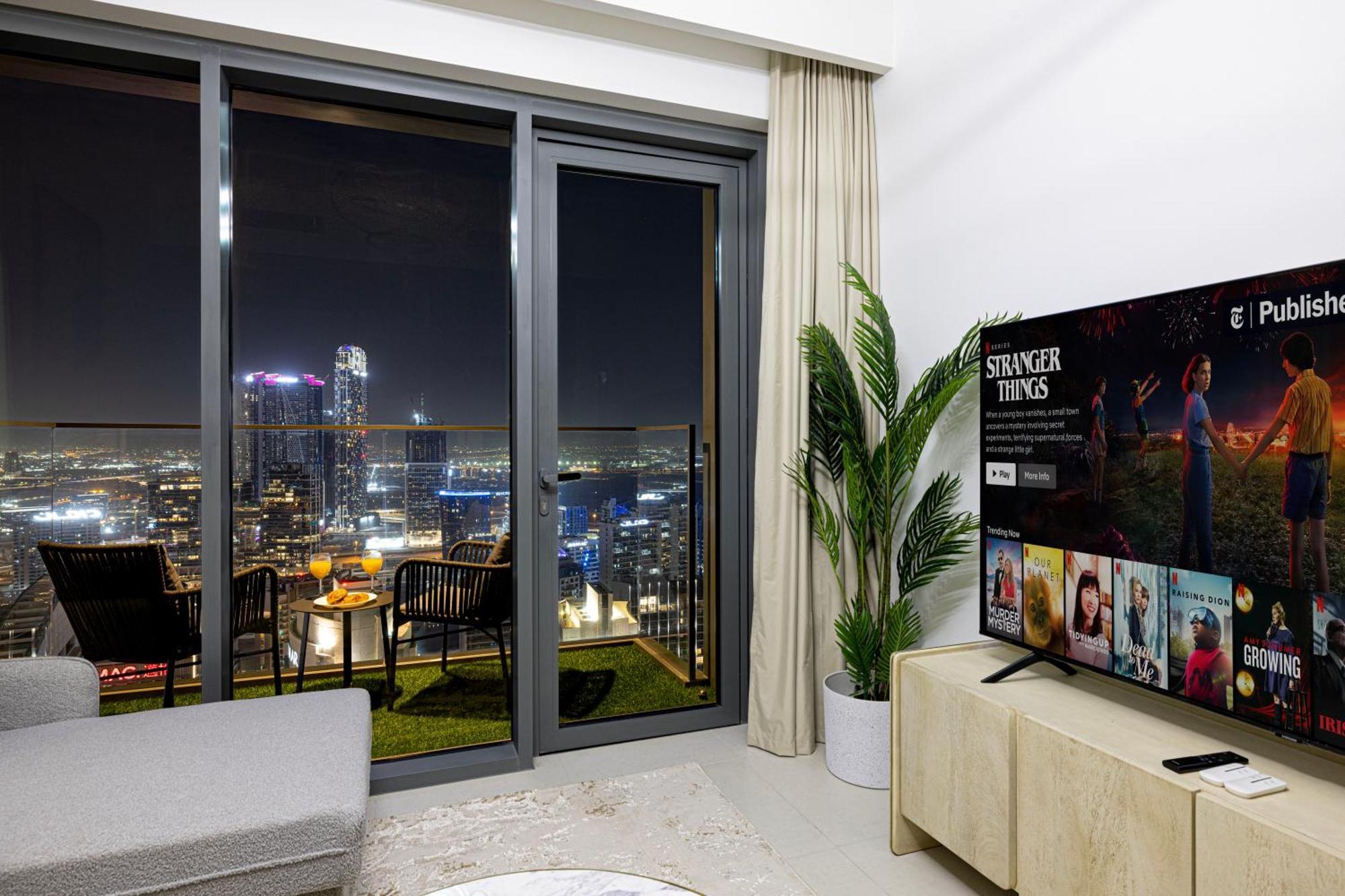 Smartstay At Burj Royale - Full Burj Khalifa View - Brand New Luxury Apartments Dubaj Kültér fotó