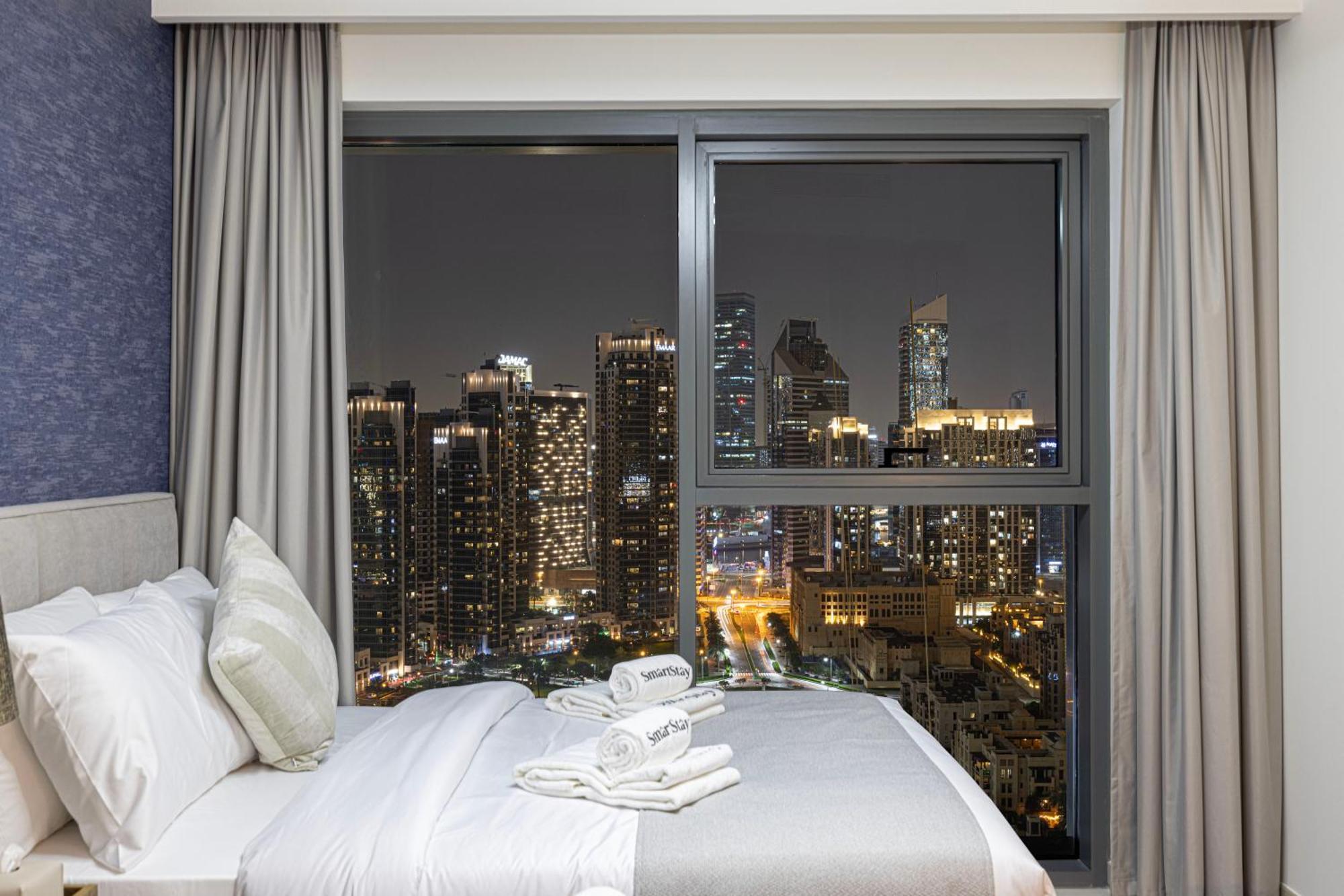 Smartstay At Burj Royale - Full Burj Khalifa View - Brand New Luxury Apartments Dubaj Kültér fotó