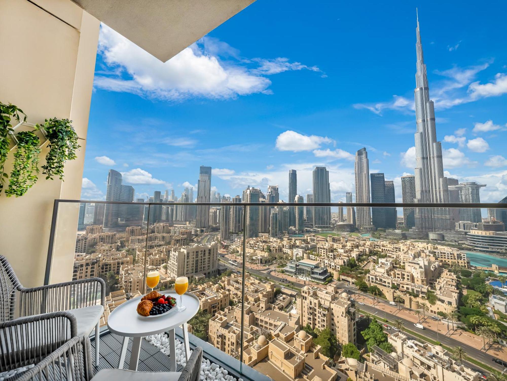 Smartstay At Burj Royale - Full Burj Khalifa View - Brand New Luxury Apartments Dubaj Kültér fotó